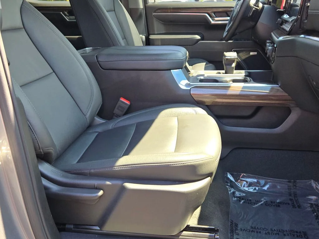 Used 2024 Gray Chevrolet RST image 6
