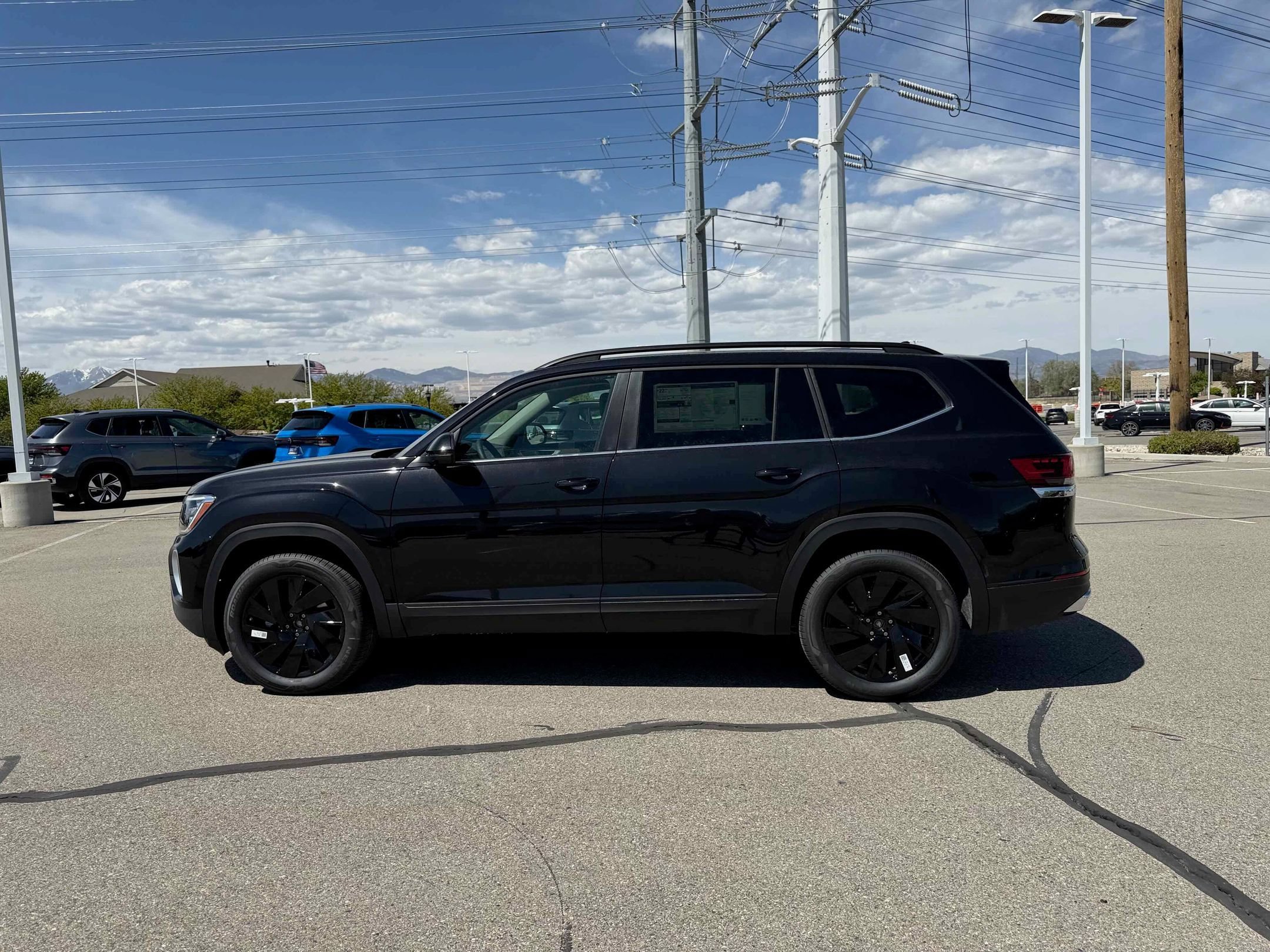 New 2026 Deep Black Volkswagen 2.0T SE w/Technology image 2