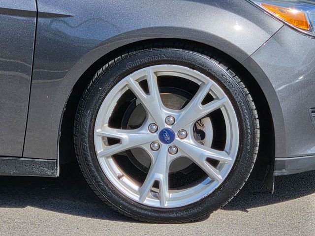 Used 2016 Gray Ford Titanium image 9