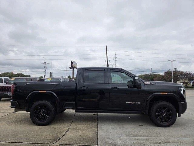 Used 2024 Onyx Black GMC AT4 image 5