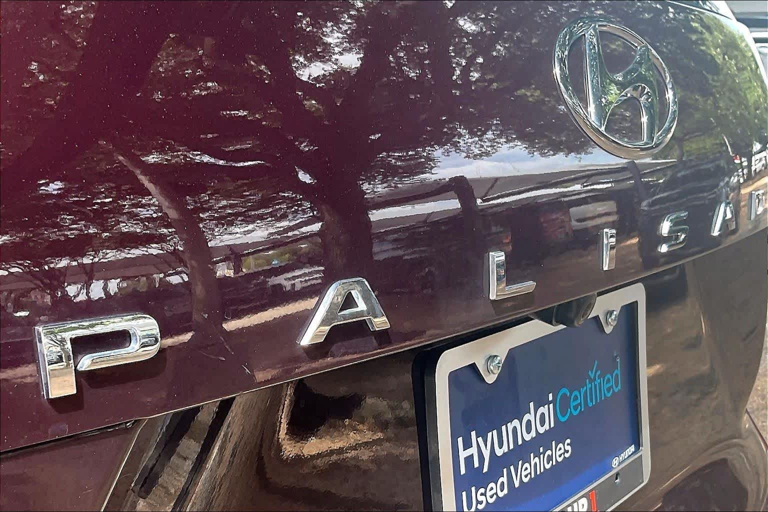 Used 2023 Sierra Burgundy Hyundai SEL image 10