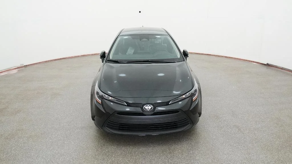 New 2026 Midnight Black Metallic Toyota LE image 10