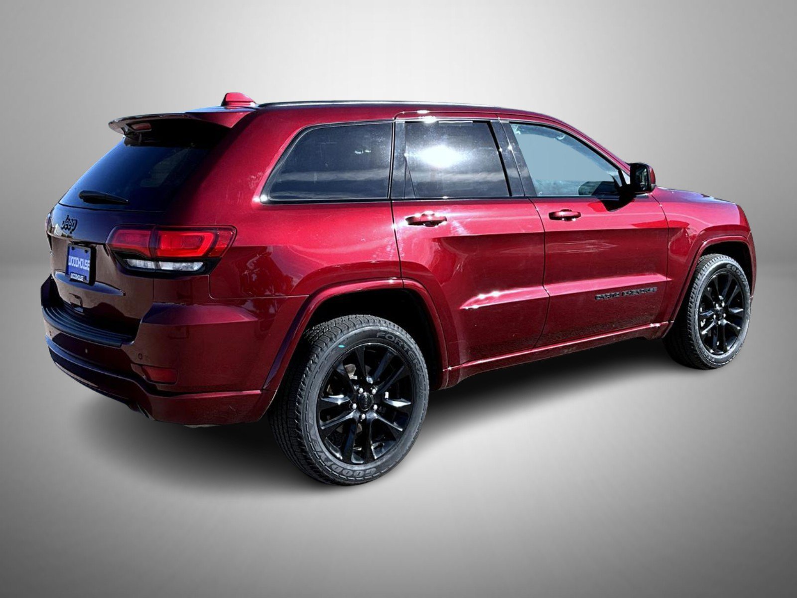 Certified Used 2020 Red Jeep Altitude image 5