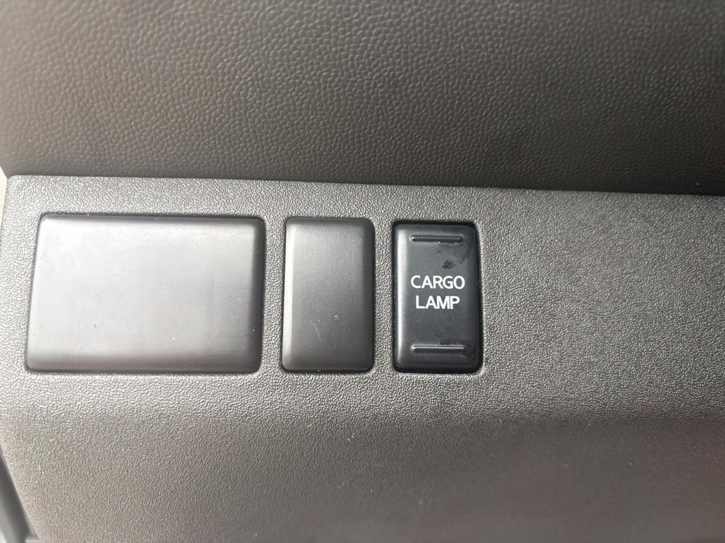Used 2018 Silver Nissan S image 18
