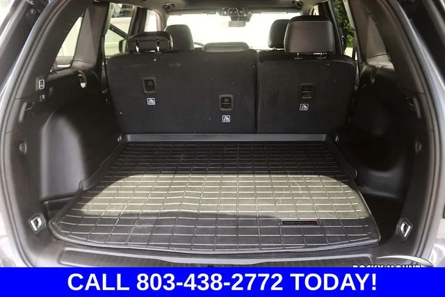 Used 2025 Gray Jeep Limited image 15