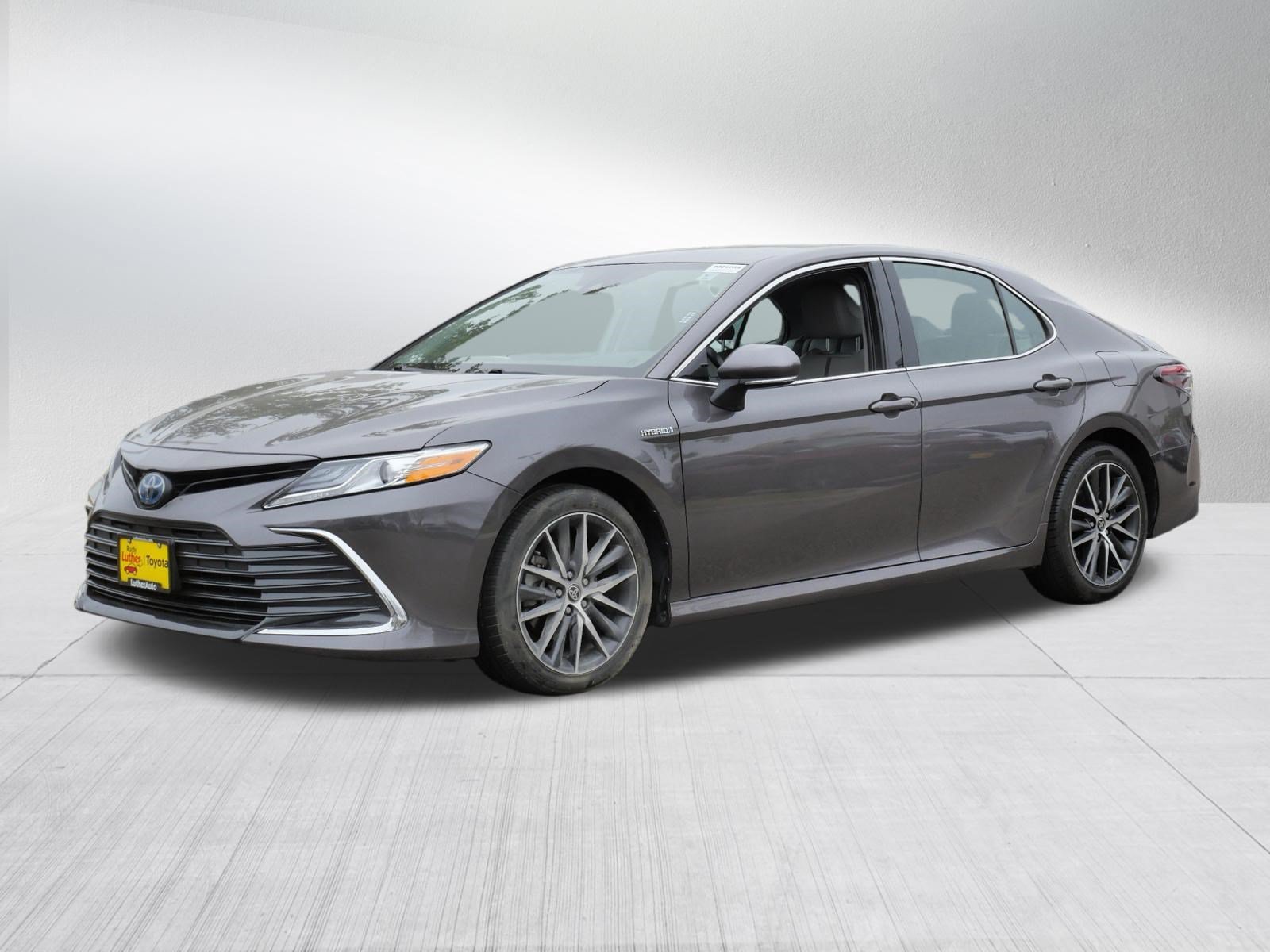 Certified Used 2021 Predawn Gray Mica Toyota Hybrid XLE image 3