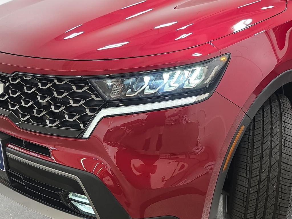 Used 2022 Passion Red Tintcoat Kia X-Line EX image 31