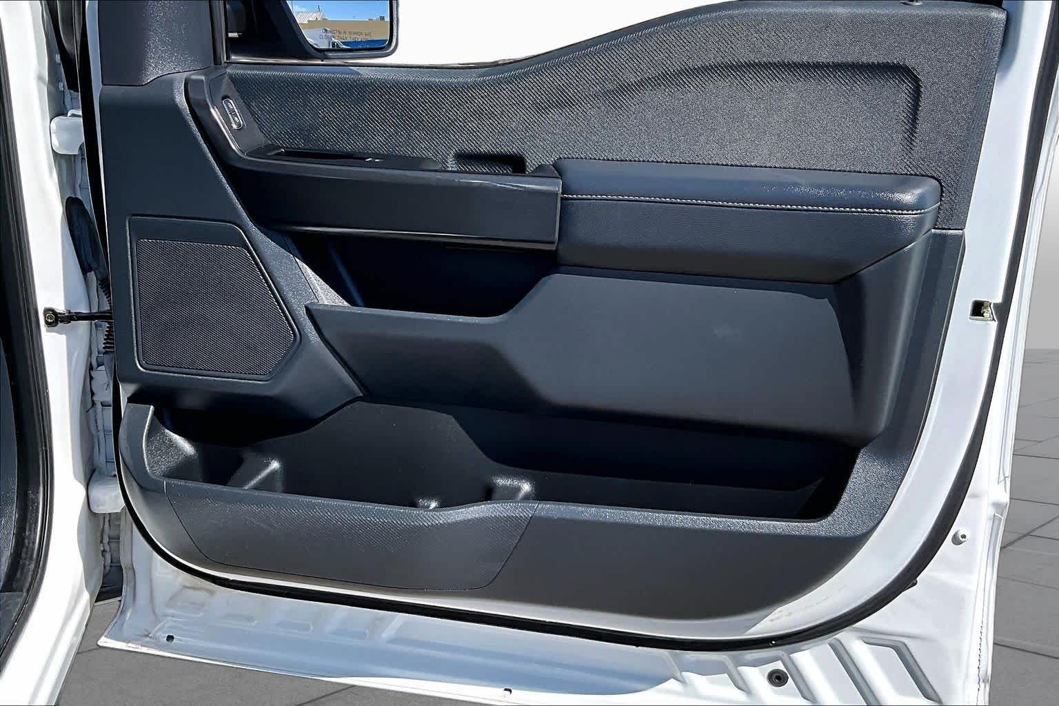 Used 2022 Oxford White Ford XL image 22