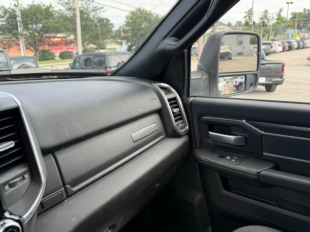 Used 2025 White Ram Big Horn image 23