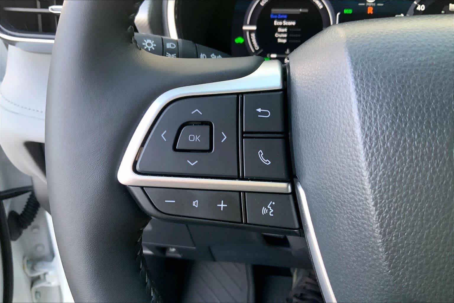 Used 2026 Wind Chill Pearl Toyota Hybrid Platinum image 23