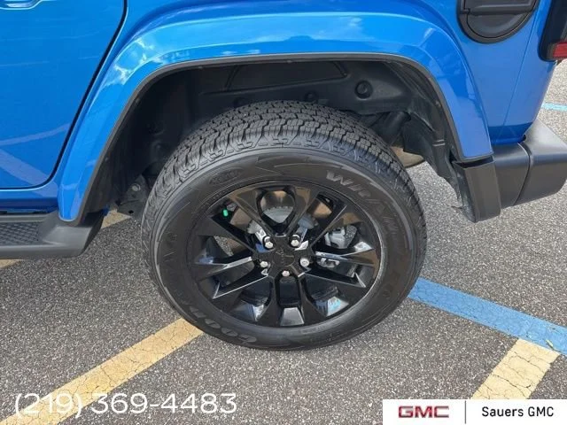 2022 Jeep Wrangler Unlimited Sahara 4XE - Photo 37