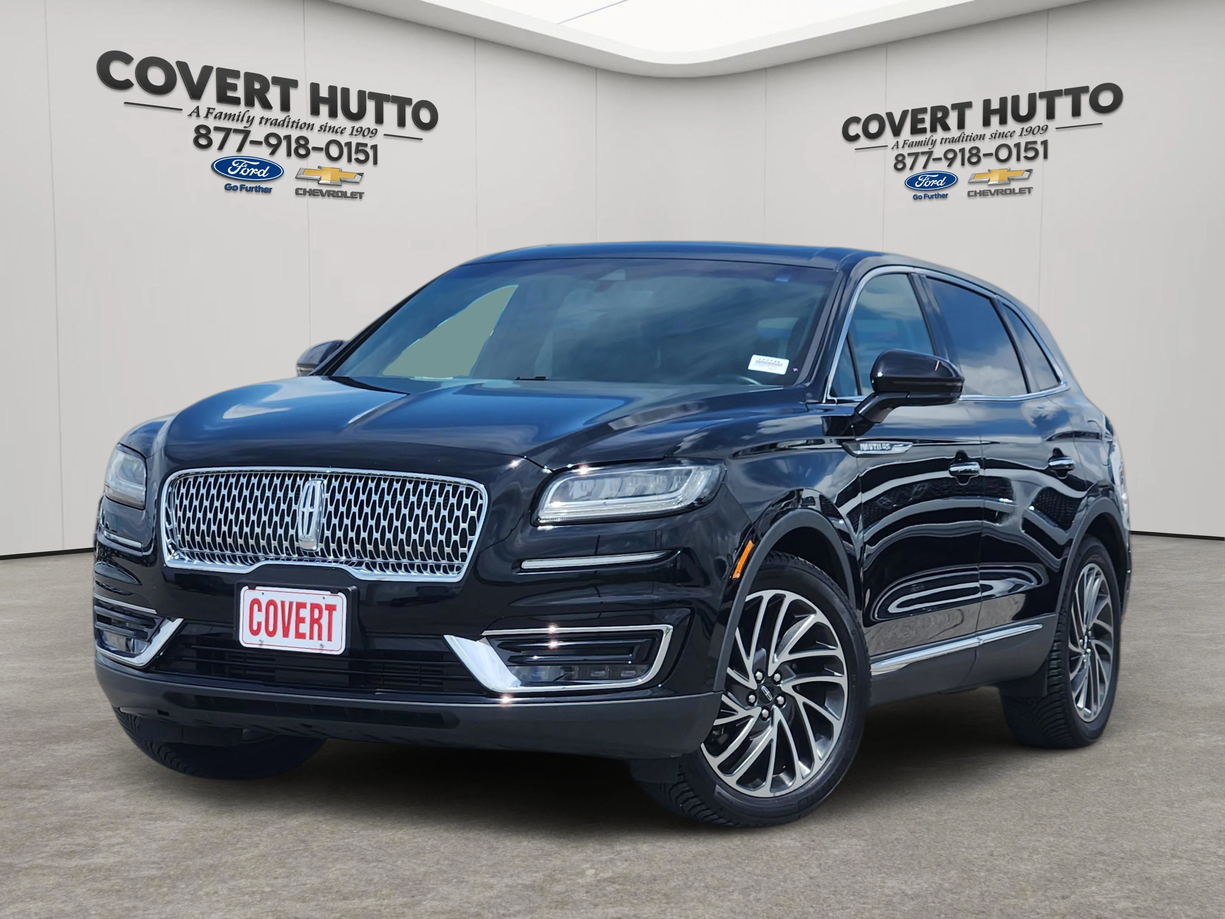 Used 2019  Lincoln Reserve image 1