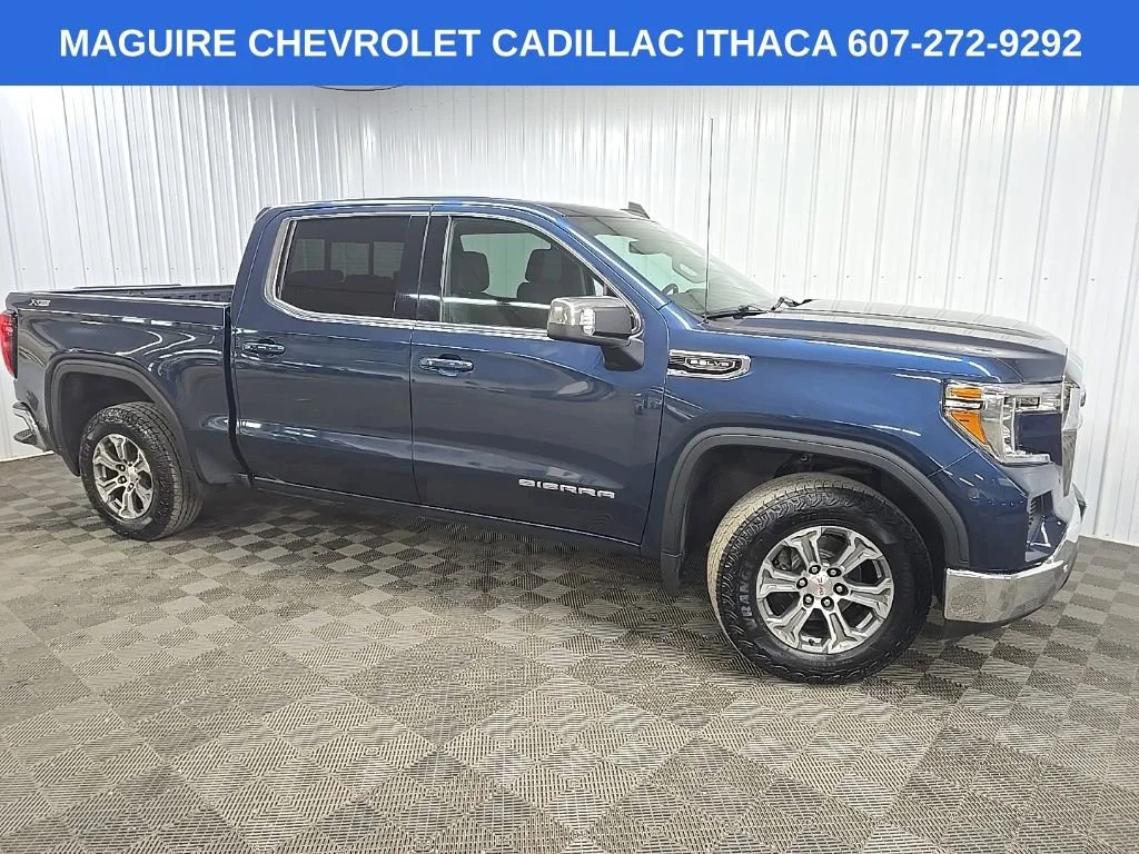 2019 GMC Sierra 4WD Crew Cab Short Box SLE's photo