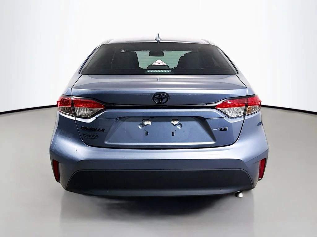2025 Toyota Corolla LE - Photo 6