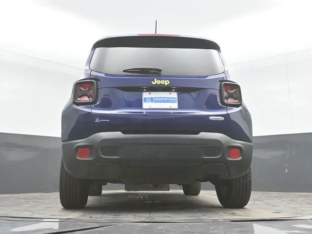 Used 2017 Blue Jeep Latitude image 44