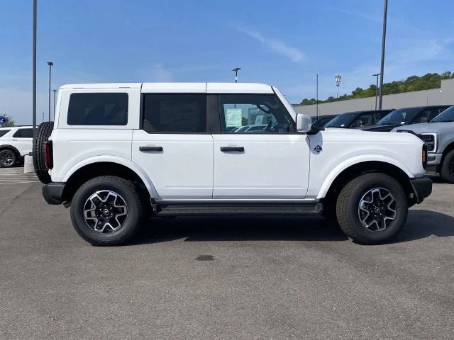 New 2026 White Ford Outer Banks image 2