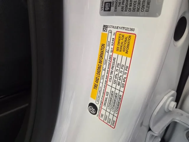 New 2026 Summit White GMC SLT DRW image 19