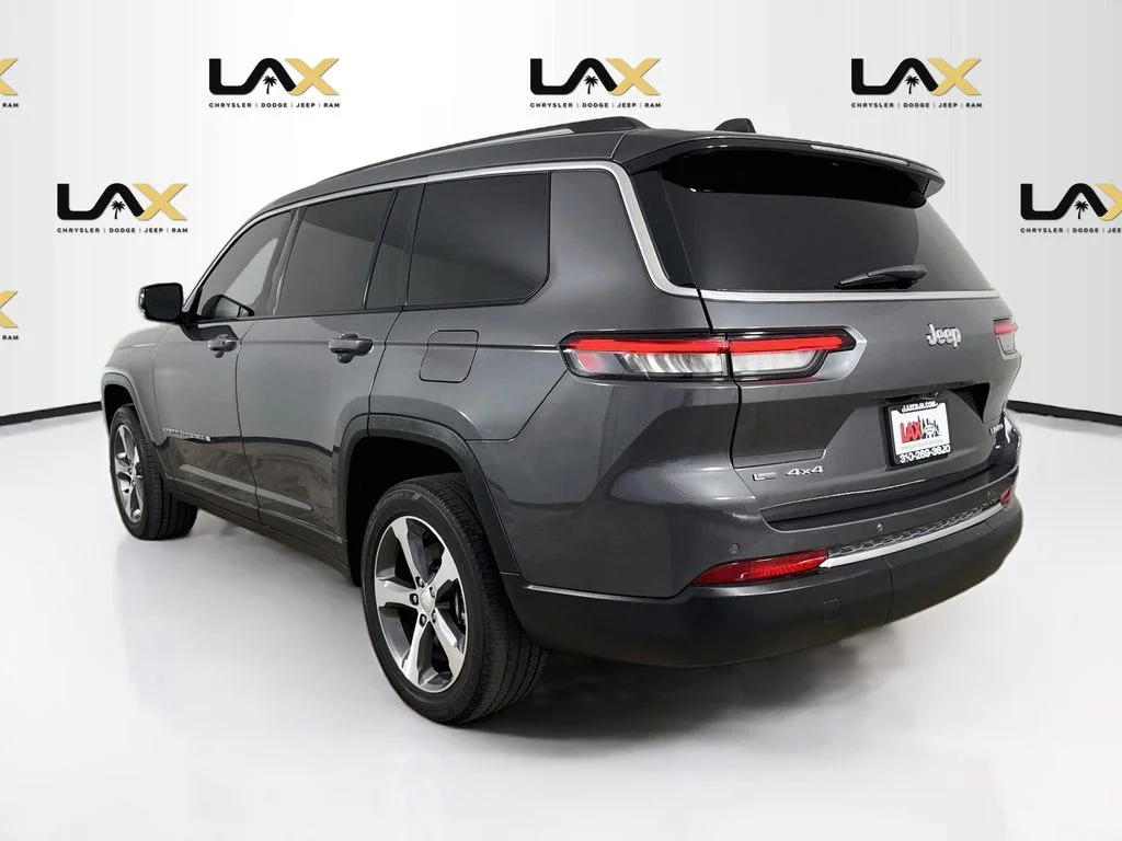Used 2023 Gray Jeep Limited image 5