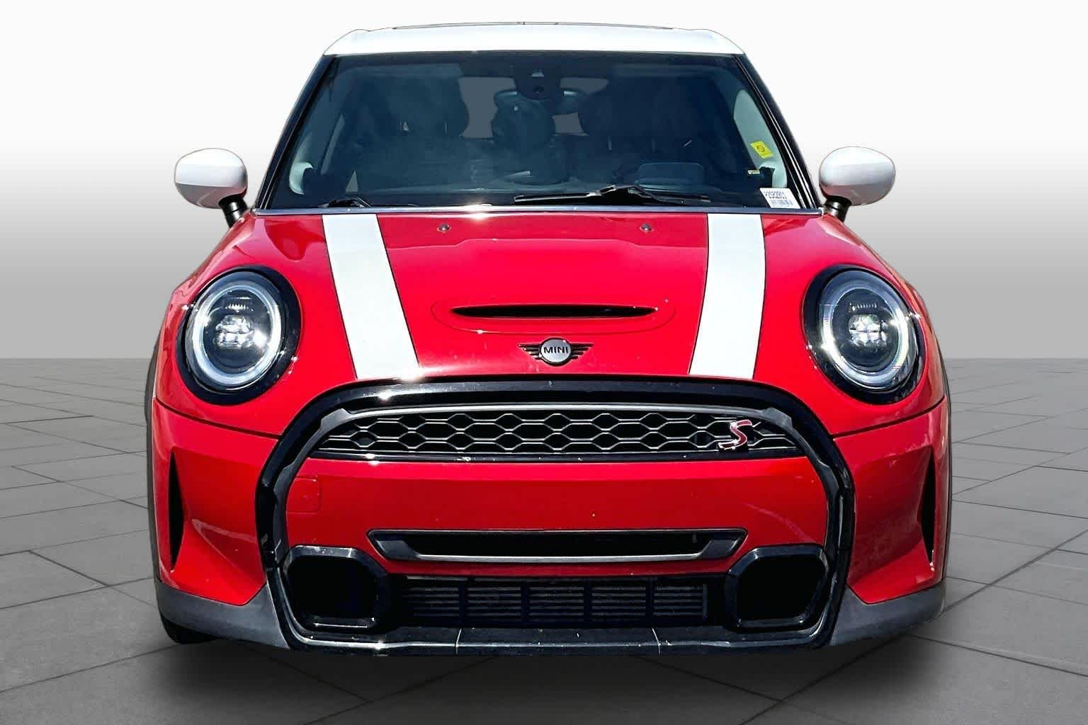 Used 2023 Chili Red MINI Cooper S image 4