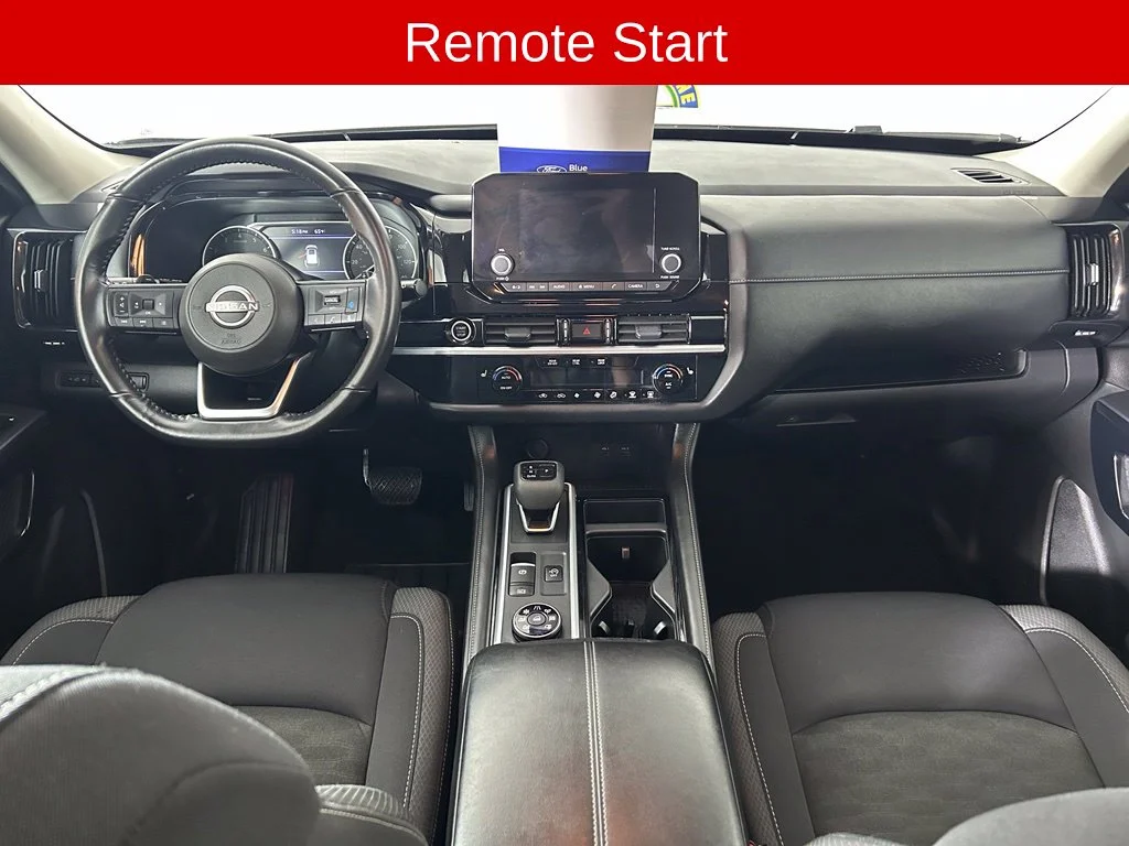 Used 2024 Silver Nissan SV image 6