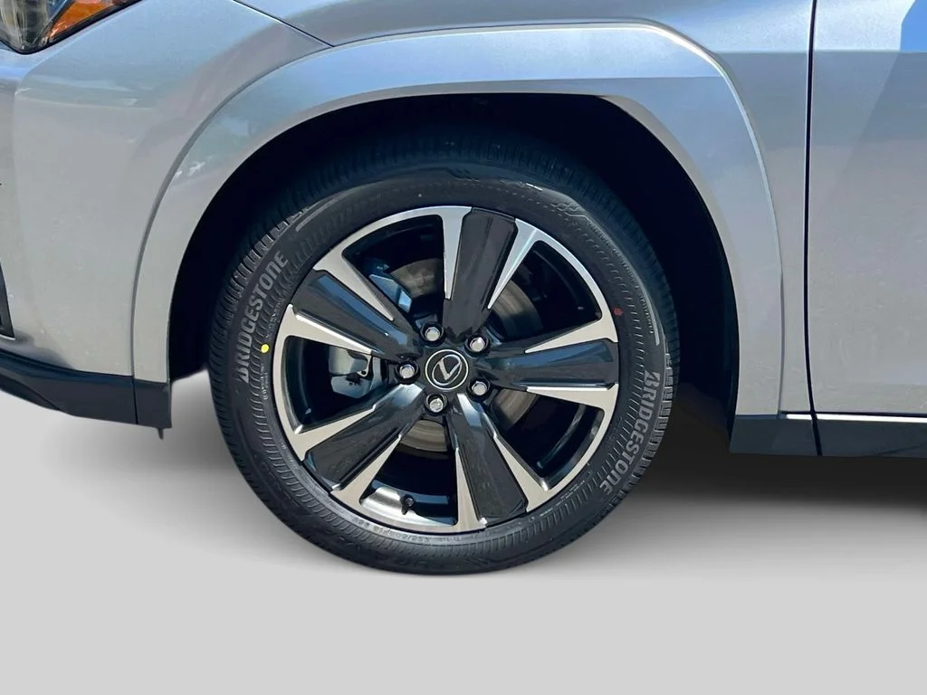 2026 Lexus UX Hybrid 300h Premium - Photo 10
