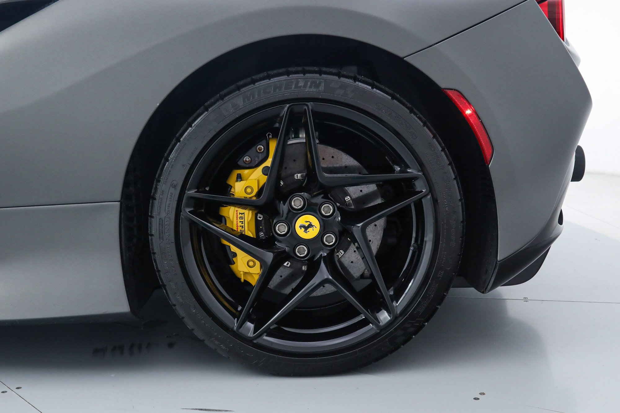 Used 2023 Gray Ferrari  image 40