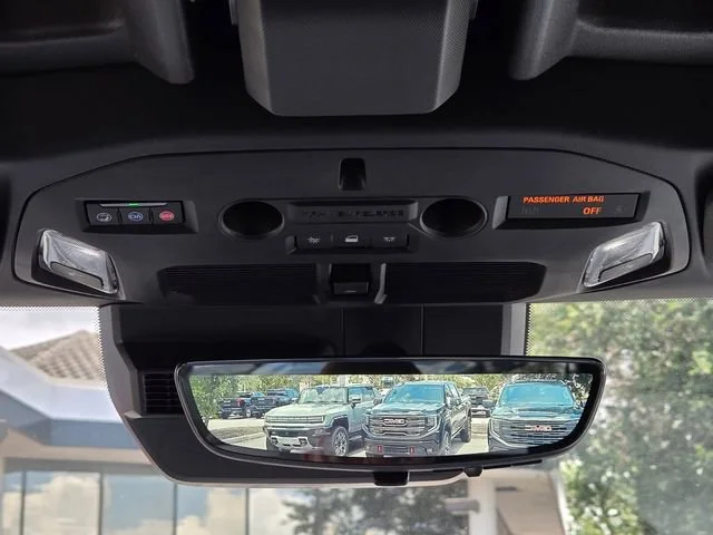 2025 GMC HUMMER EV 2X - Photo 16