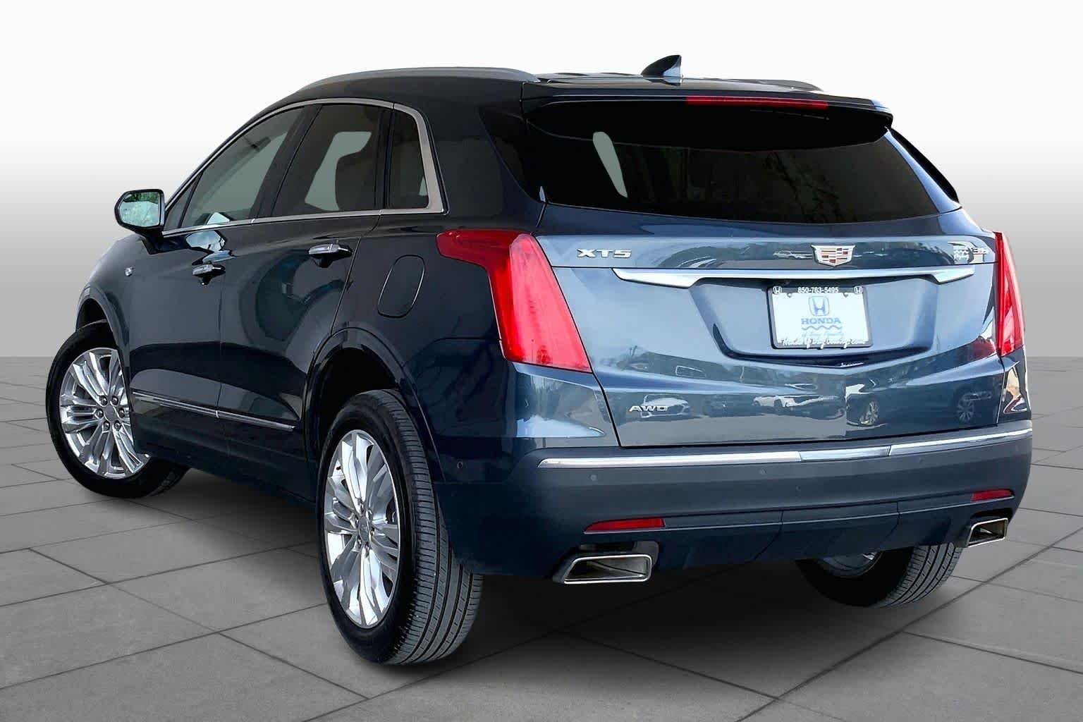 Used 2019 Shadow Metallic Cadillac Premium Luxury AWD image 12