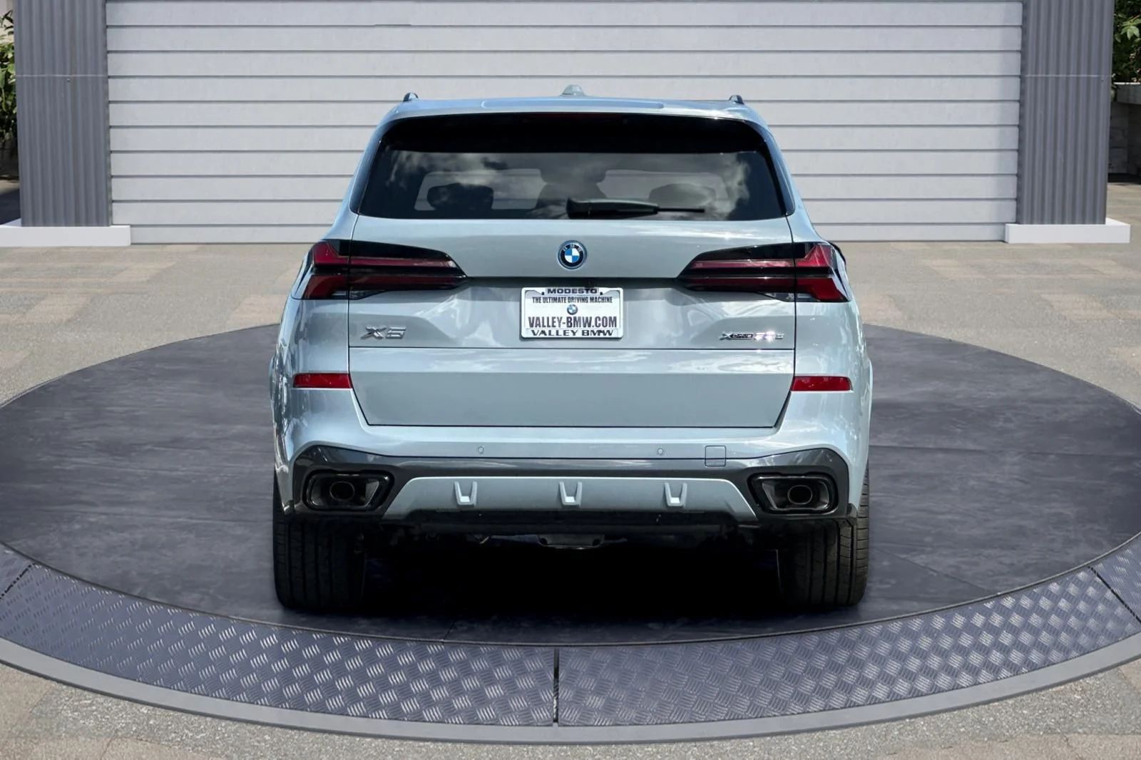 New 2026 Brooklyn Grey Metallic BMW xDrive50e image 5