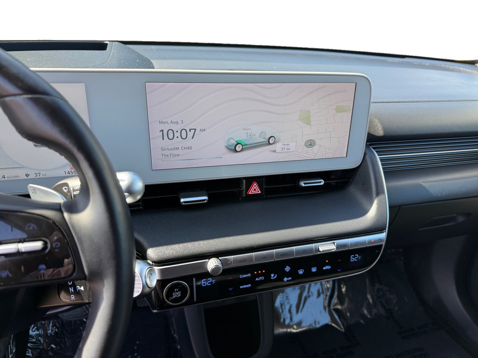 Used 2024 White Hyundai Limited image 12