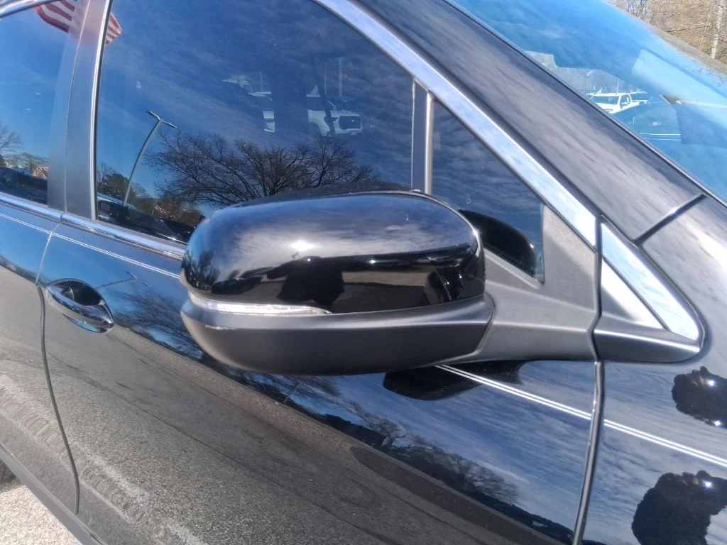 Used 2022 Black Honda EX-L image 10