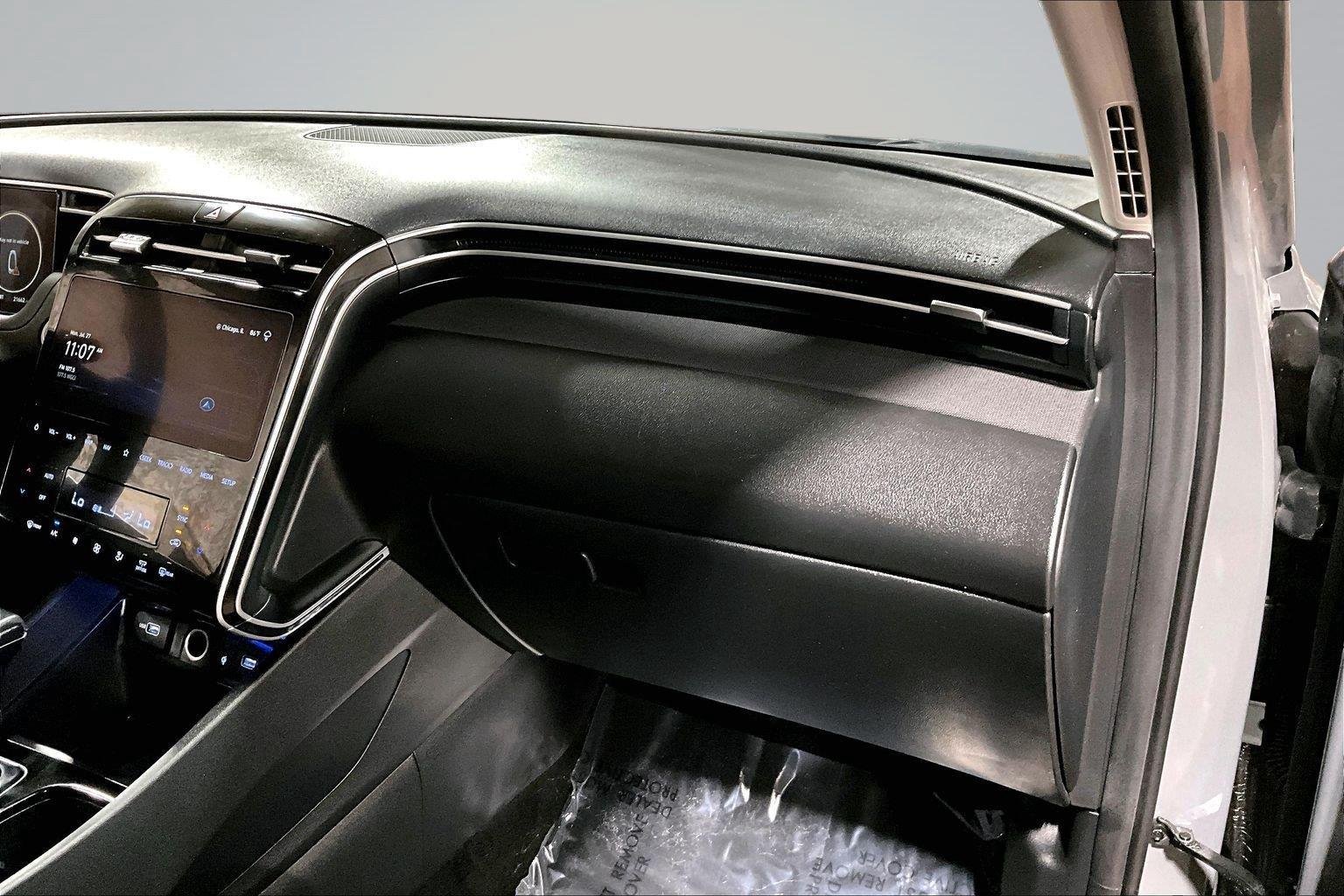 Used 2024 Hampton Gray Hyundai SEL image 18