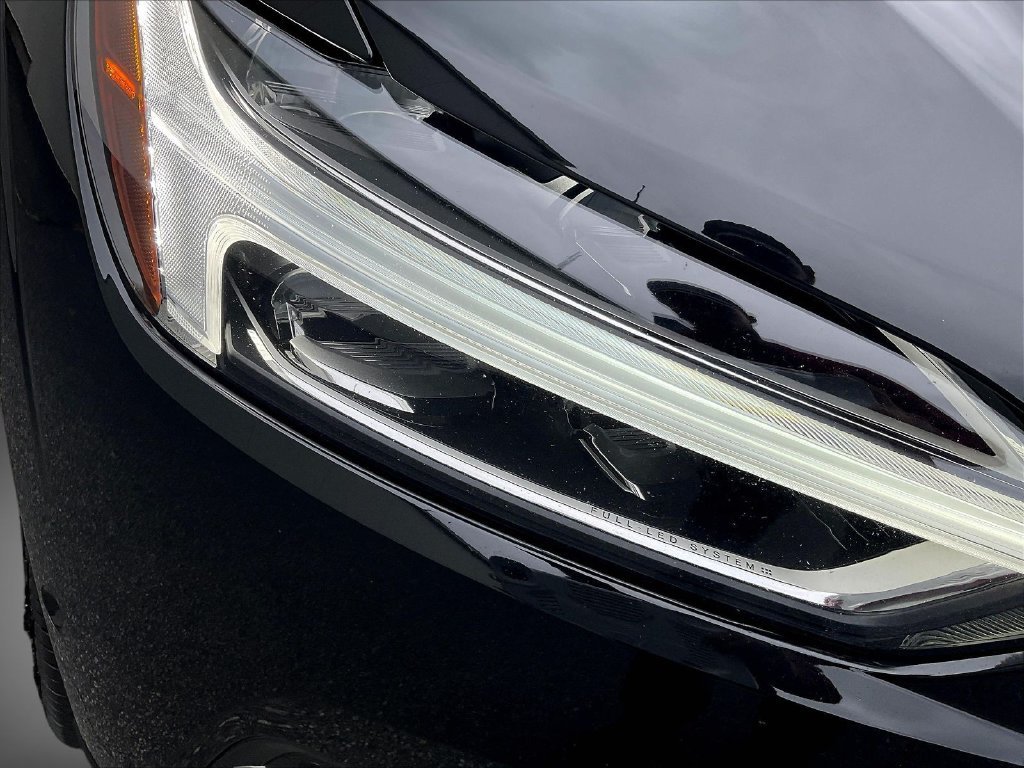 Used 2019 Black Volvo T6 Inscription image 31
