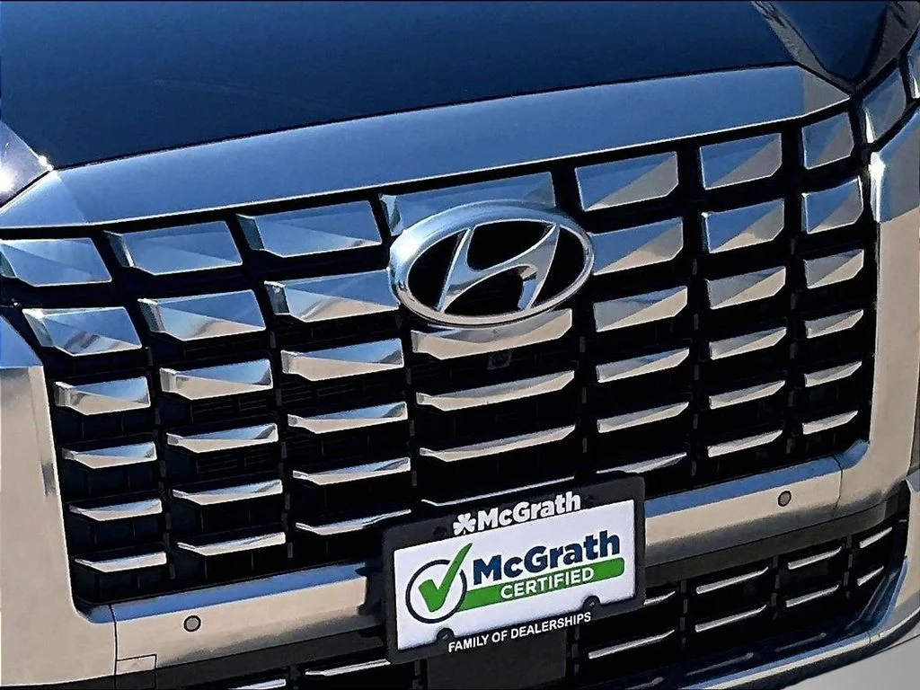 Used 2023 White Hyundai Calligraphy image 35
