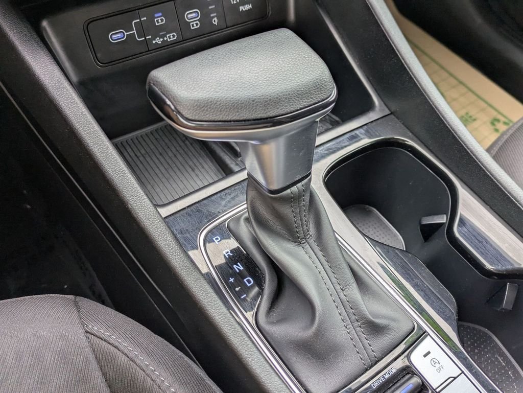 Certified Used 2025 Silver Hyundai SEL image 20