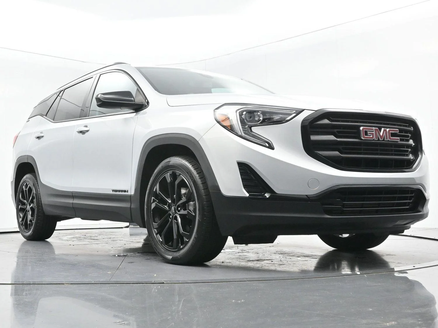 Used 2021 Quicksilver Metallic GMC SLE image 38