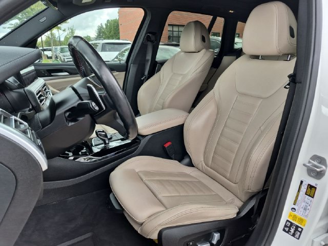 Used 2022 White BMW M40i image 11