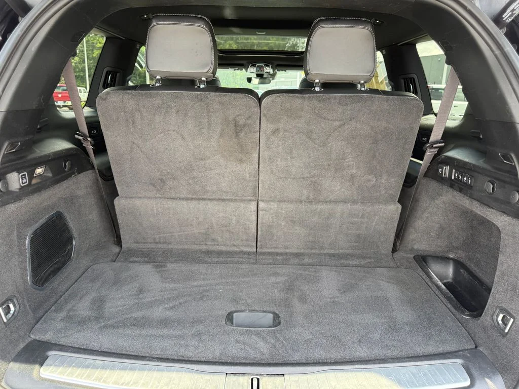 Used 2021 Black Jeep Overland image 22