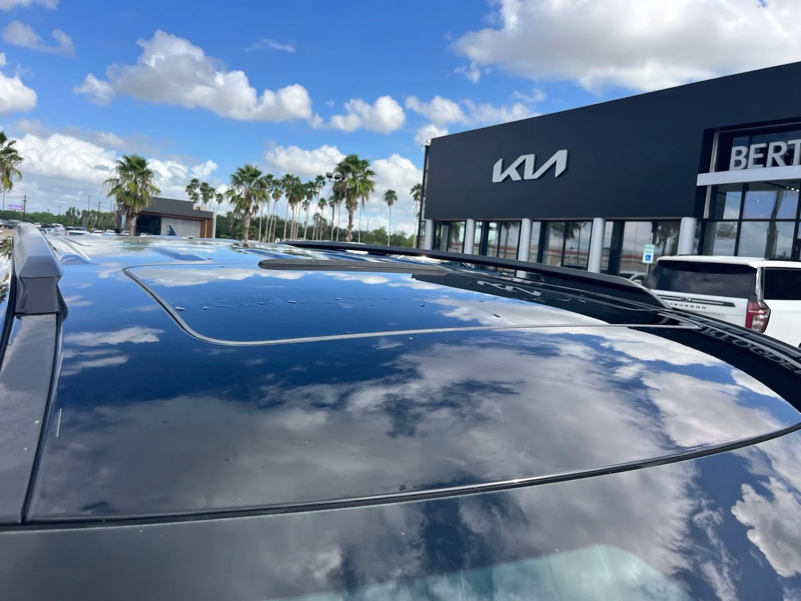 Used 2025 Black Kia SX Prestige image 7