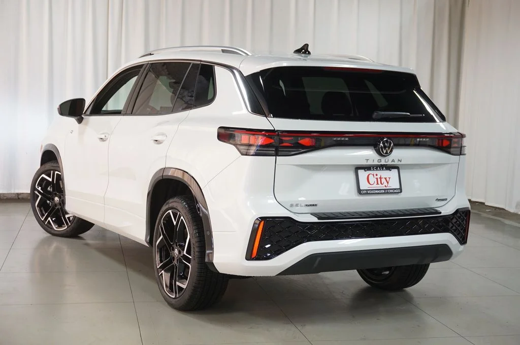New 2026  Volkswagen 2.0T SEL R-Line Turbo image 7
