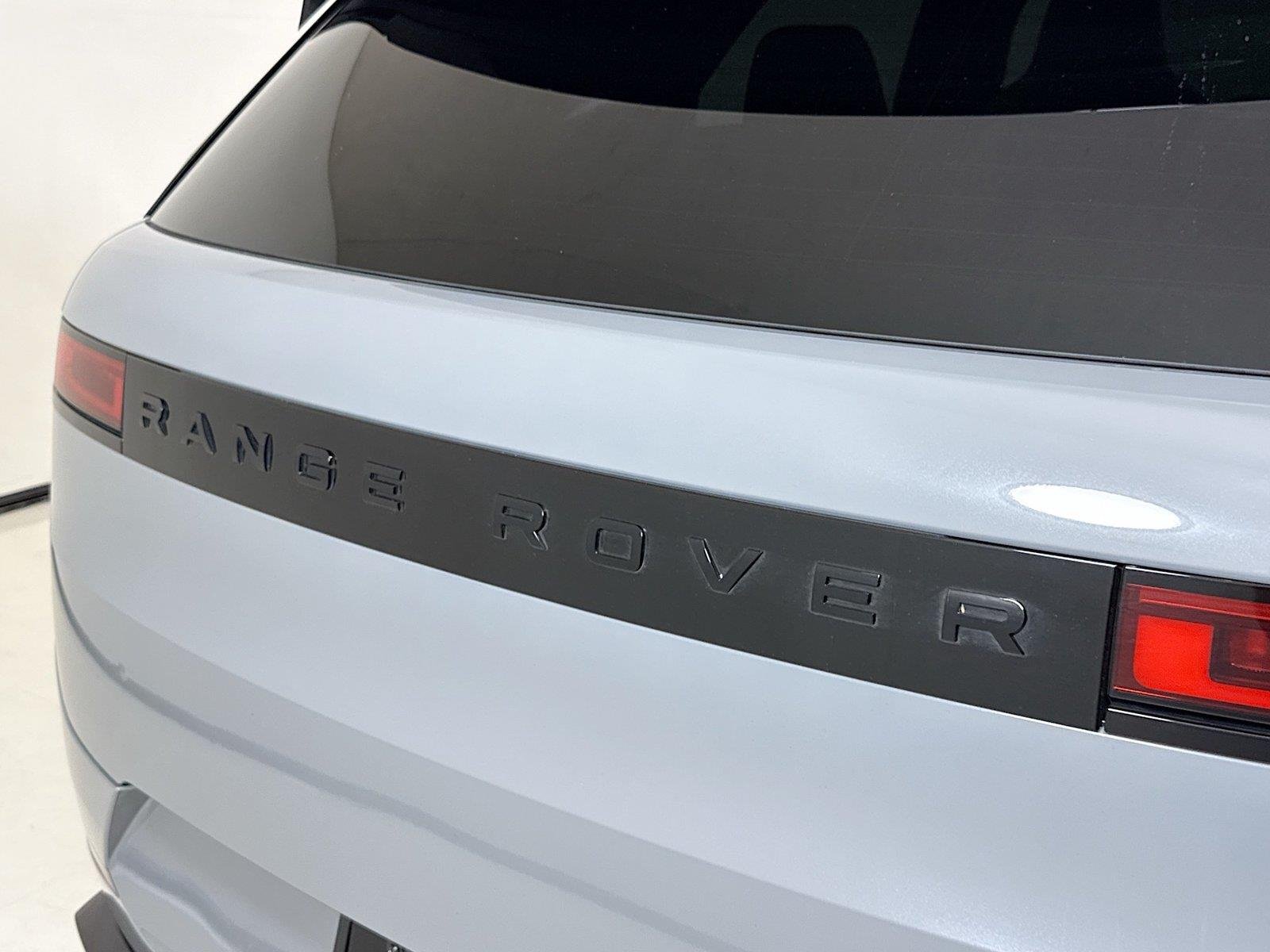 Used 2025 Nardo Grey Land Rover SPORT SV Edition Two | Carbon Fiber Wheels | 360 Camera image 44