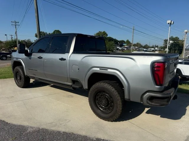 Used 2025 Silver GMC Denali image 6