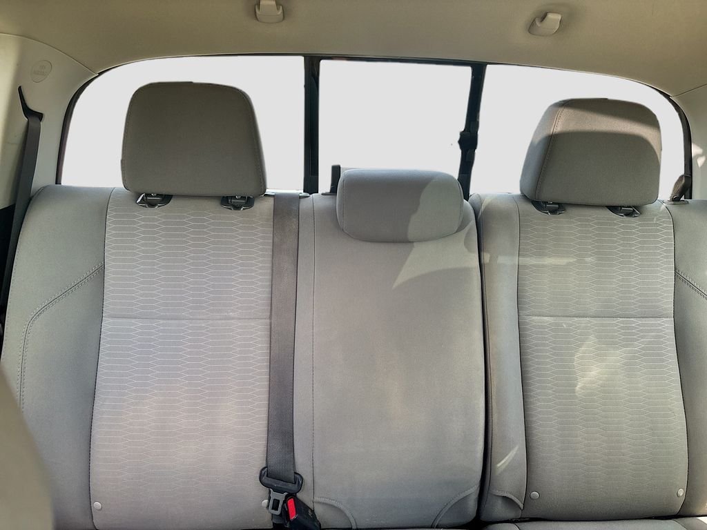 Used 2017 Silver Toyota SR5 image 17