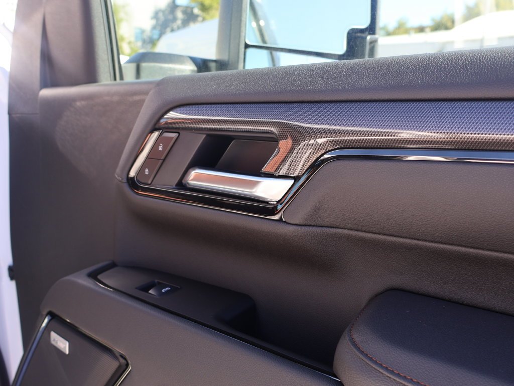 2026 GMC Sierra 2500HD AT4 - Photo 10