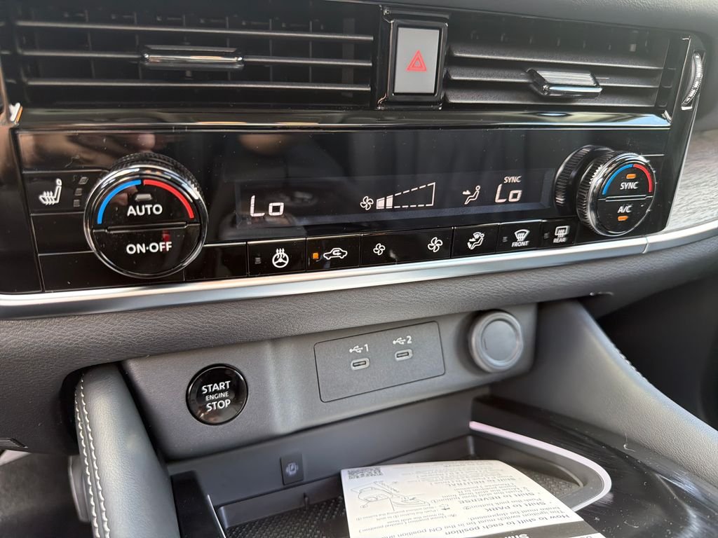 New 2026 Nissan Rogue Platinum 4D Sport Utility