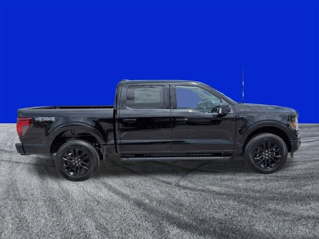 New 2026 Agate Black Metallic Ford XLT image 3