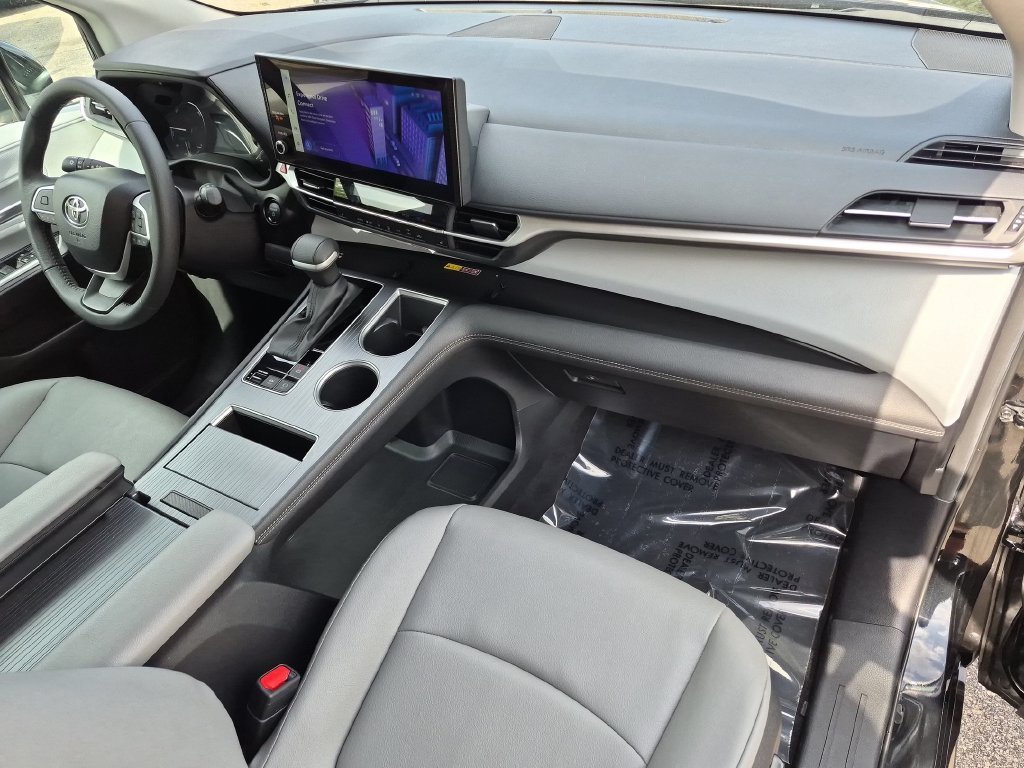Used 2026 Black Toyota XLE image 41
