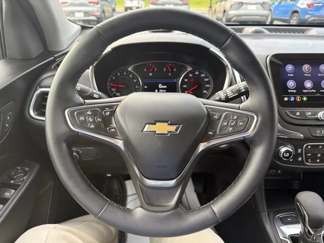 Used 2024 Summit White Chevrolet LT image 32
