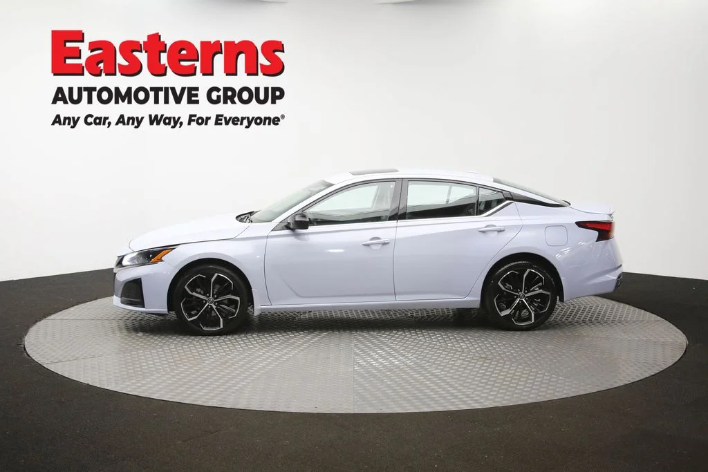 Used 2023 Gray Nissan 2.5 SR image 60