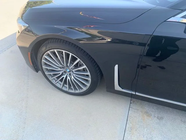 Used 2020 Black BMW 740i image 4